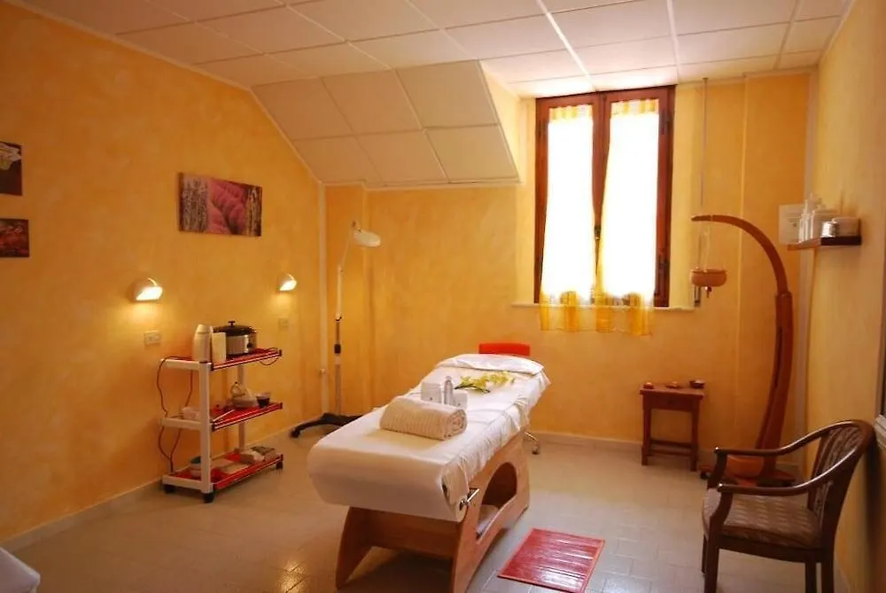 Hotel Cristallo Chianciano Terme 4*,